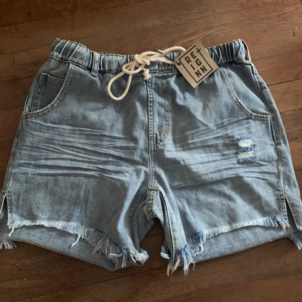 Reign Elastic Denim Shorts NWT